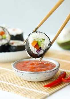 Cauliflower Sushi with Thai Chili Sauce 