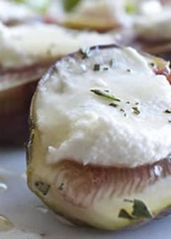 Figs with Macadamia Cheese