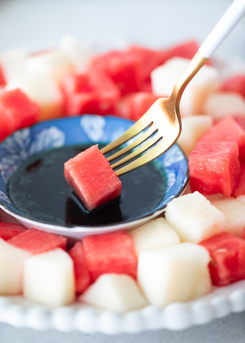 Melon With Spirulina Dipping Sauce