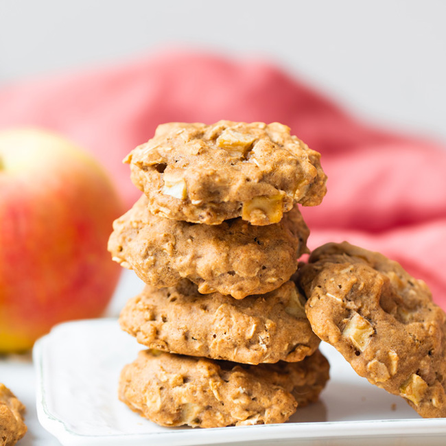 Fat-Free Apple Oatmeal Cookies