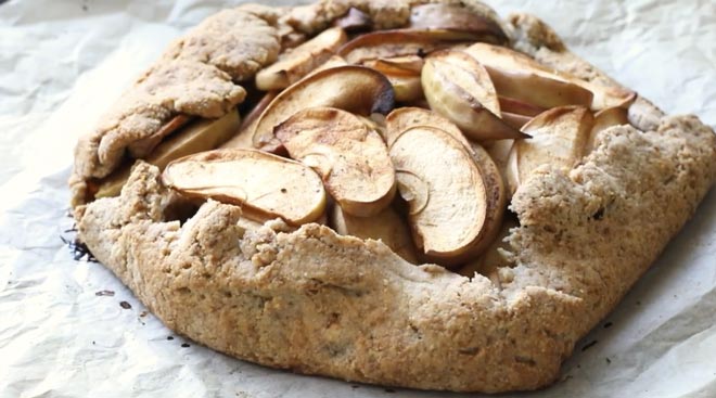 Rustic Apple Galette 