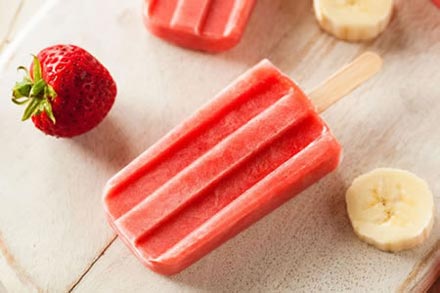 Strawberry Banana Pops